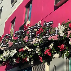 3* Hotel Opus Bronx Near Bay Plaza Mall