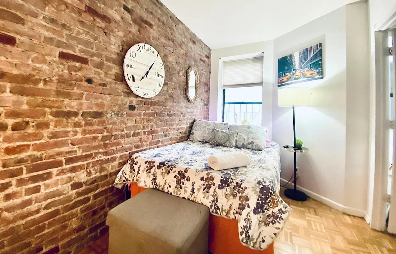 Guest house Times Square Manhattan - Private Room In 2 Bedroom Apartment